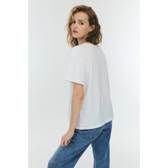 H&M Divided Loose-Fit T-Shirt in White - Picture 3 of 5